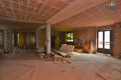 Casa indipendente in vendita a Sparone