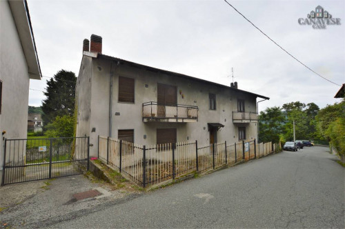 Casa indipendente in vendita a Valchiusa