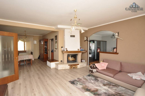 Villa in vendita a Sparone