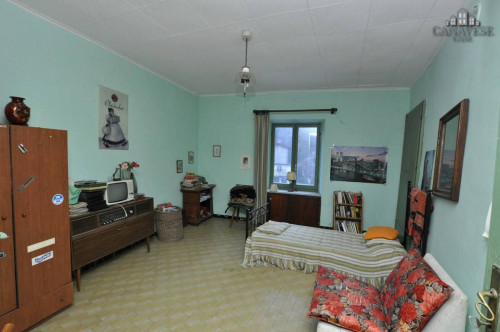 Appartamento in vendita a Sparone
