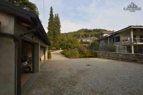 Villa in vendita a Val di Chy