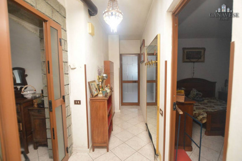 Casa indipendente in vendita a Valchiusa