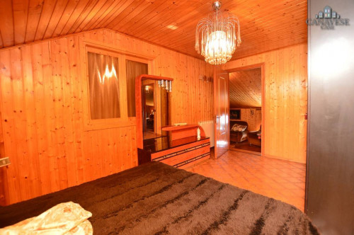 Casa indipendente in vendita a Valchiusa