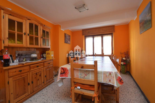 Casa semindipendente in vendita a Val di Chy