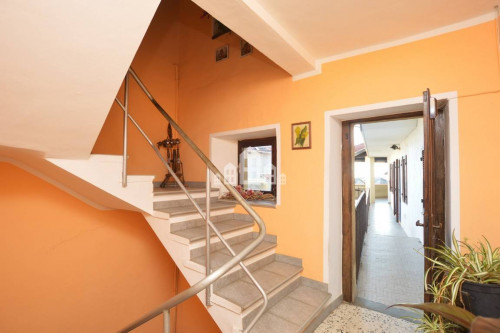 Casa semindipendente in vendita a Val di Chy