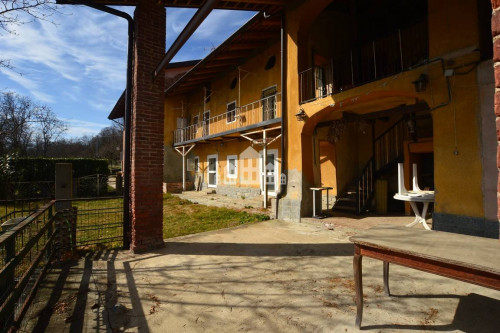Casa semindipendente in vendita a Baldissero Canavese