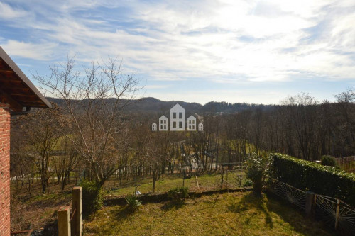 Casa semindipendente in vendita a Baldissero Canavese