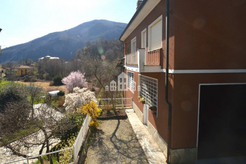 Detached house for sale in Pont-Canavese