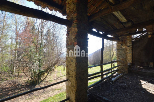Rustico in vendita a Val di Chy