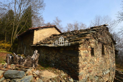 Rustico in vendita a Val di Chy