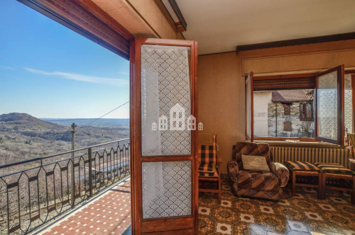 Casa indipendente in vendita a Pratiglione