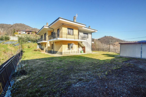 Casa indipendente in vendita a Pratiglione