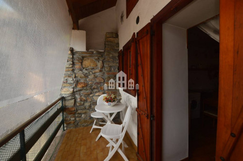 Casa semindipendente in vendita a Pont-Canavese