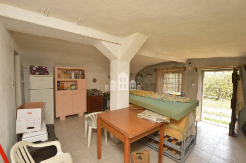 Casa semindipendente in vendita a Andrate