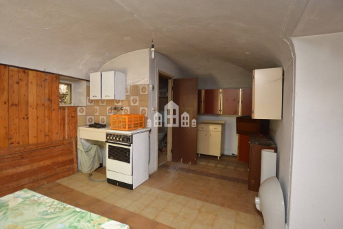 Casa semindipendente in vendita a Andrate