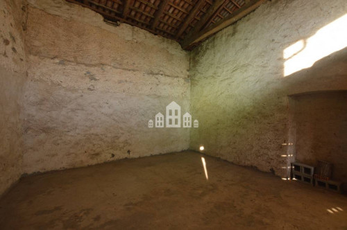 Half-duplex for sale in Borgiallo