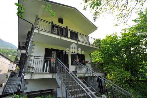 Casa semindipendente in vendita a Locana