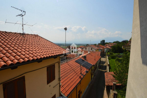 Casa semindipendente in vendita a Piverone