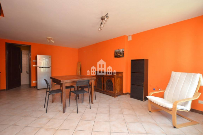 Casa semindipendente in vendita a Issiglio