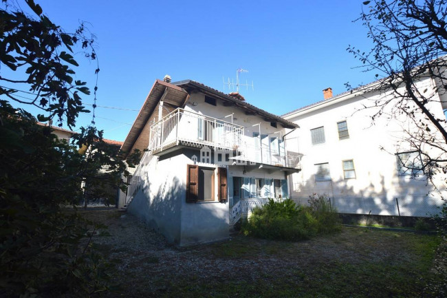 Casa indipendente in vendita a Lessolo