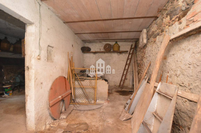 Casa semindipendente in vendita a Val di Chy