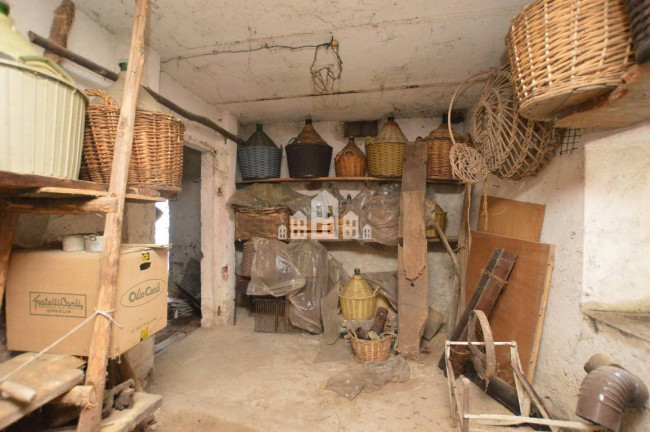 Casa semindipendente in vendita a Val di Chy
