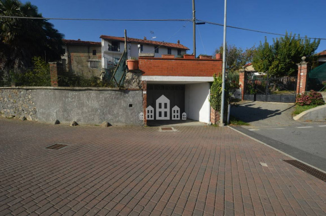 Casa semindipendente in vendita a Vialfrè