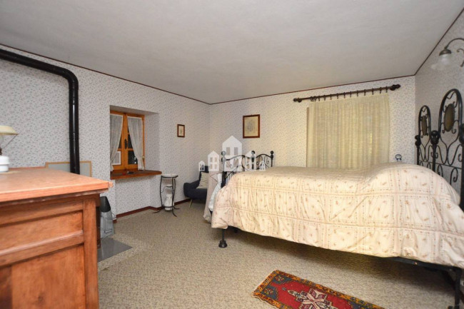 Casa indipendente in vendita a Traversella