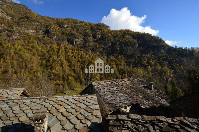 Casa indipendente in vendita a Traversella