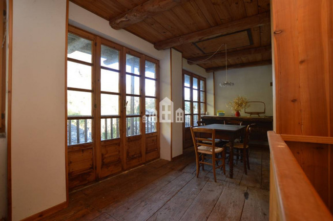 Casa indipendente in vendita a Traversella