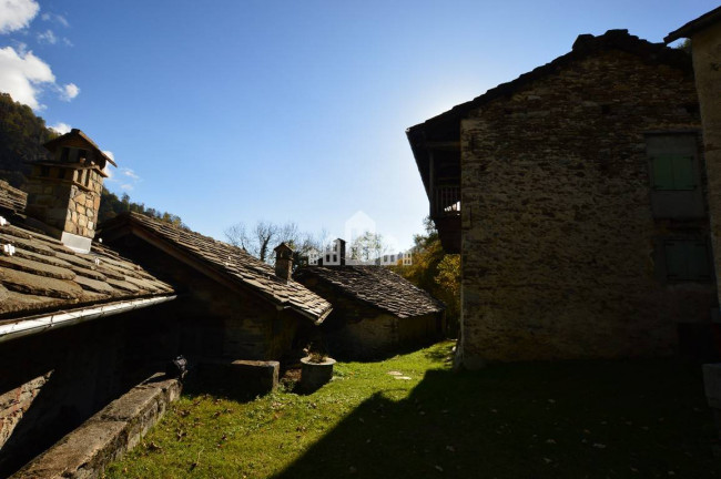 Casa indipendente in vendita a Traversella