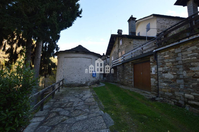 Casa indipendente in vendita a Traversella