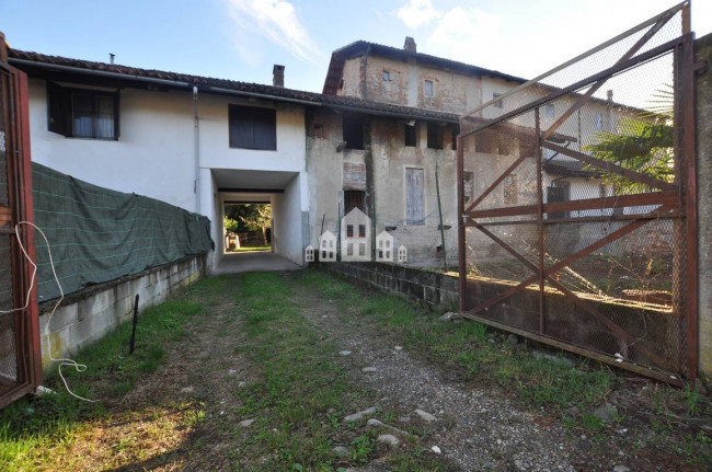 Casa semindipendente in vendita a Favria