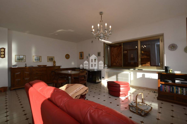 Bifamiliare in vendita a Val di Chy