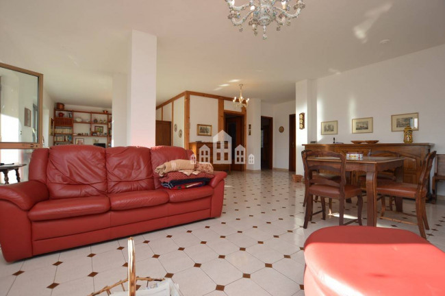 Bifamiliare in vendita a Val di Chy
