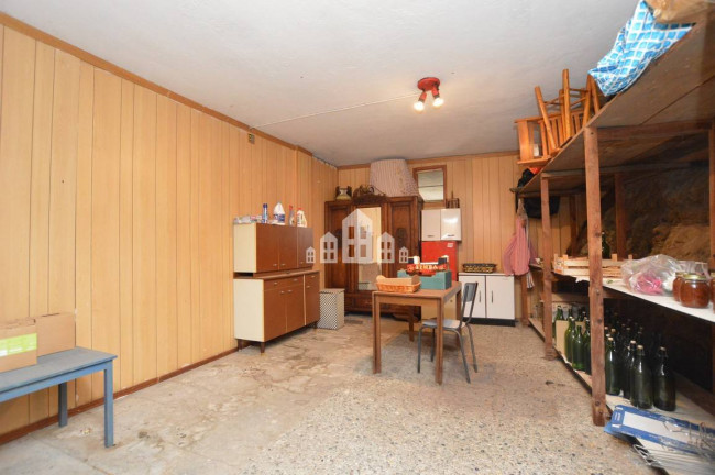 Bifamiliare in vendita a Val di Chy