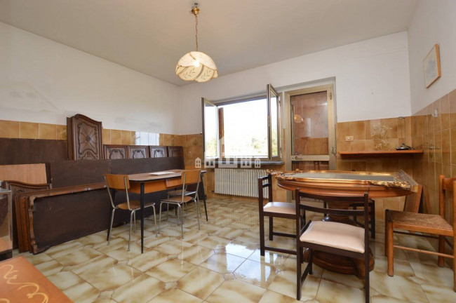Bifamiliare in vendita a Val di Chy