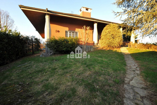 Villa in vendita a Busano