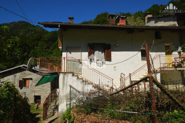 Casa semindipendente in vendita a Ribordone