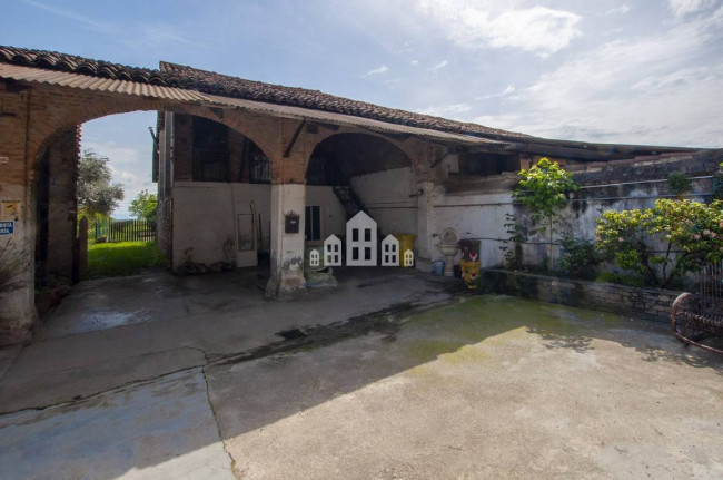 Casa semindipendente in vendita a Rivarolo Canavese