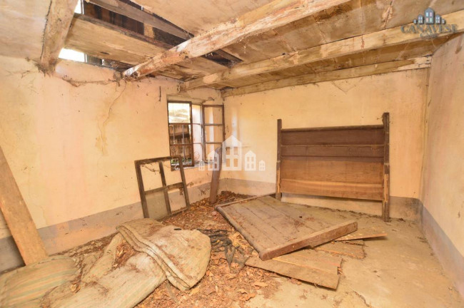 Fixer-upper for sale in Valchiusa