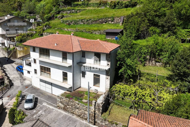 Casa indipendente in vendita a Pont-Canavese