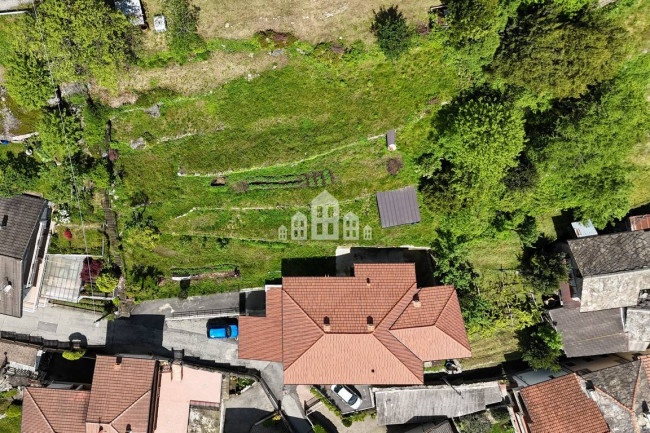 Casa indipendente in vendita a Pont-Canavese