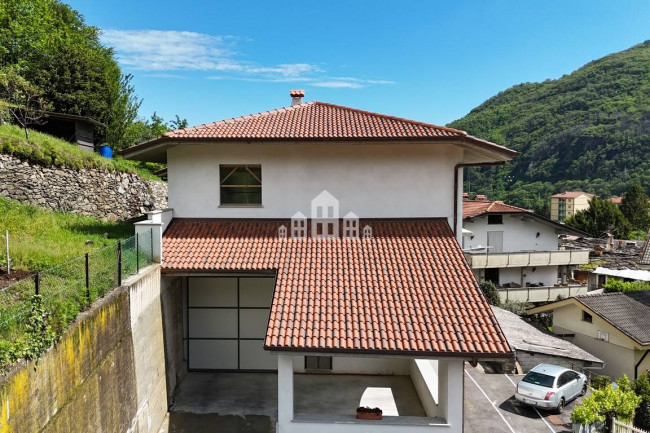 Detached house for sale in Pont-Canavese