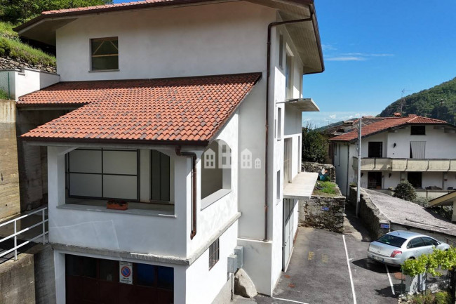 Detached house for sale in Pont-Canavese