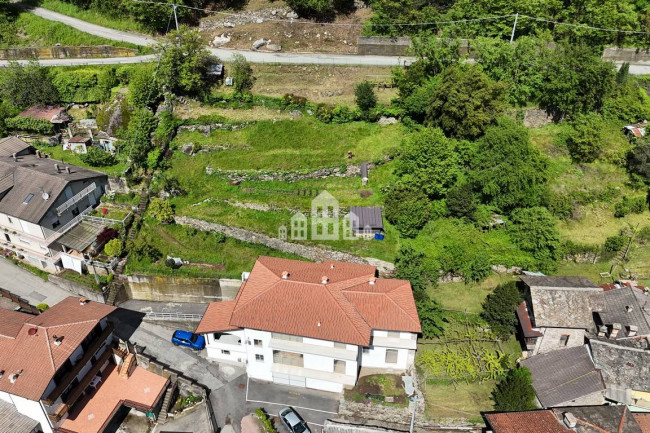 Casa indipendente in vendita a Pont-Canavese