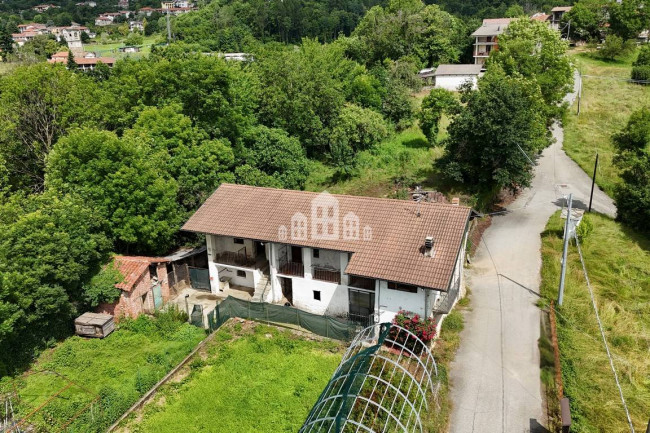 Casa indipendente in vendita a Colleretto Castelnuovo