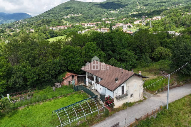 Detached house for sale in Colleretto Castelnuovo