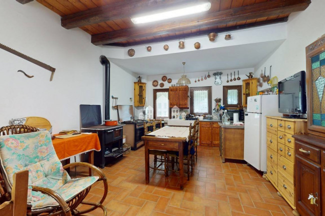 Casa indipendente in vendita a Rueglio