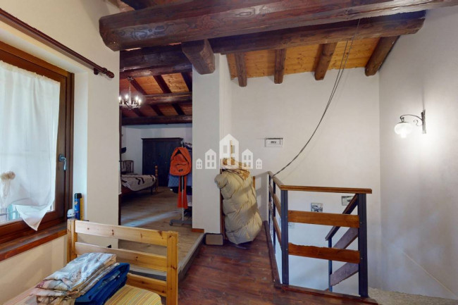 Detached house for sale in Rueglio